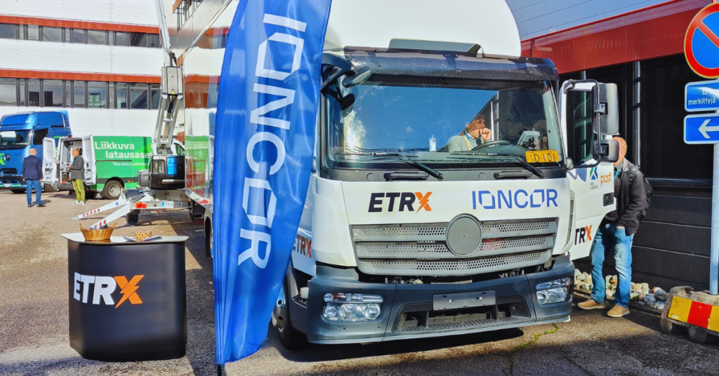 ETRX sähköistää kuorma-autoja Salossa sähkökonversion läpi käynyt kuorma auto